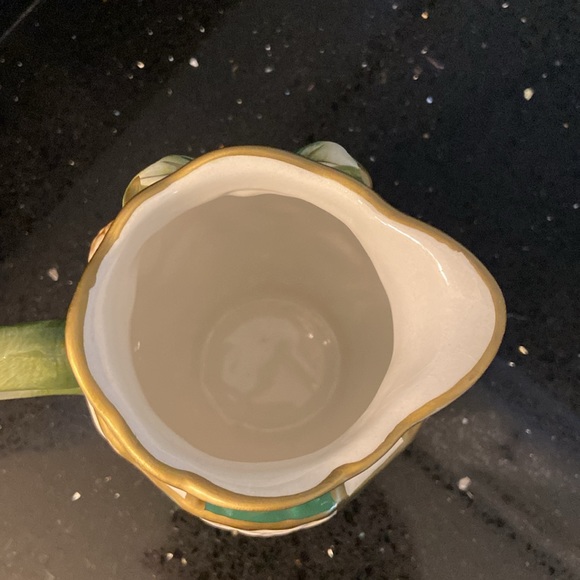 Tea SET Christmas Holly Berry Pine Cones: Teapot, Sugar, Lids, and Creamer - Picture 12 of 15